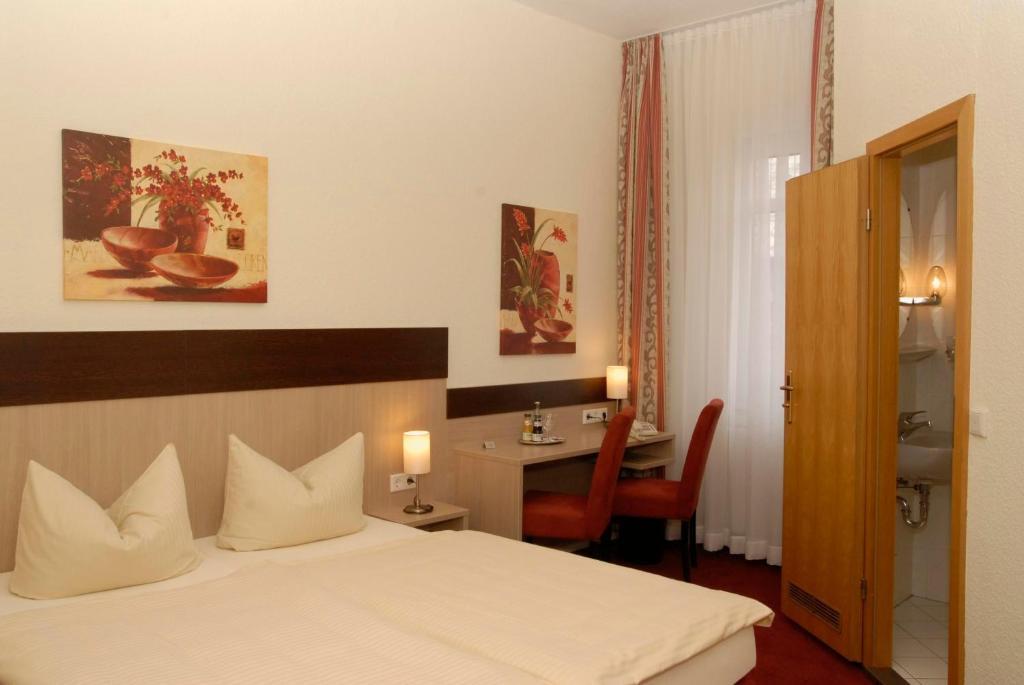 Hotel Wuppertaler Hof Remscheid Bagian luar foto